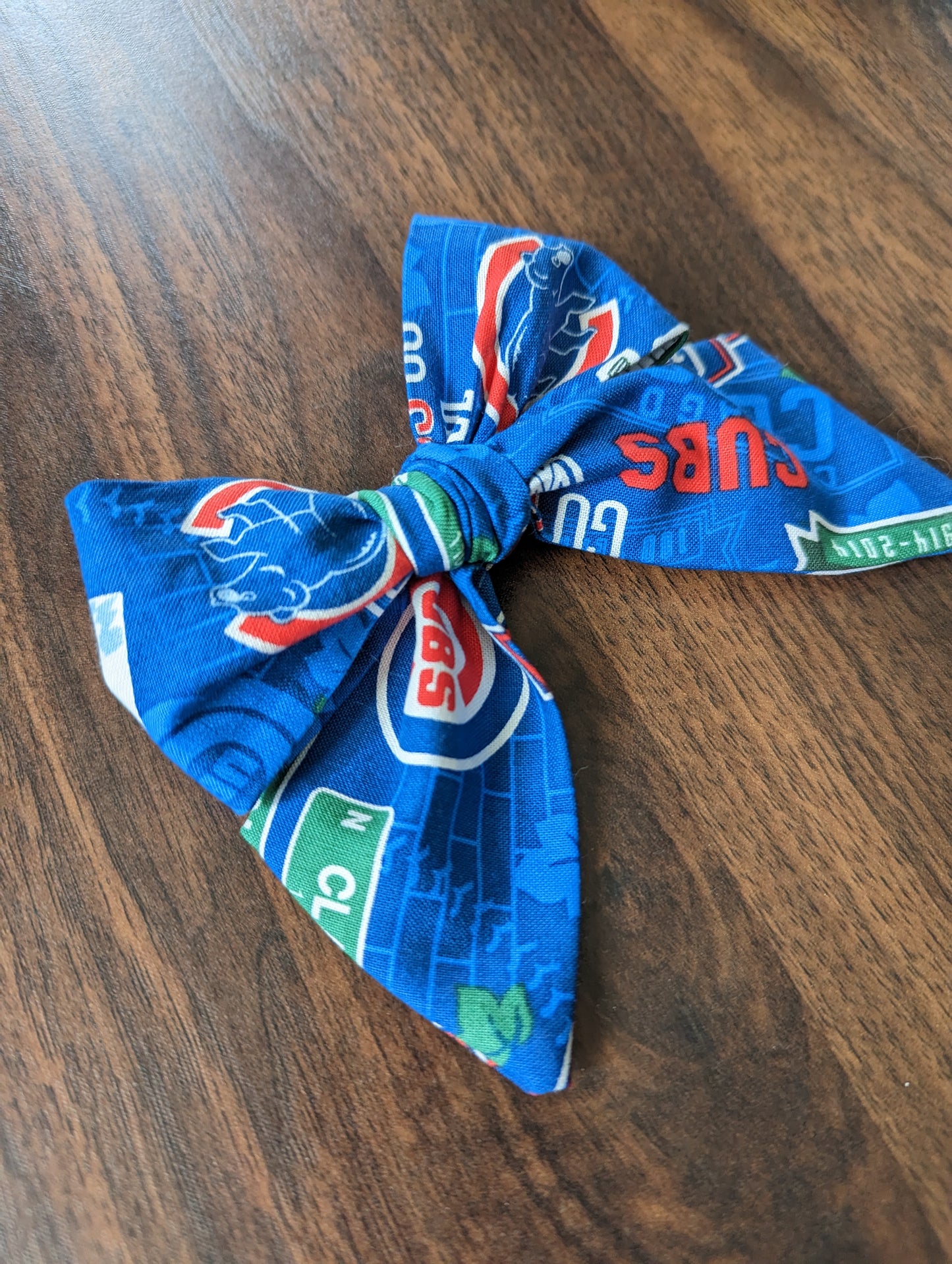 Baseball Cubs Bow